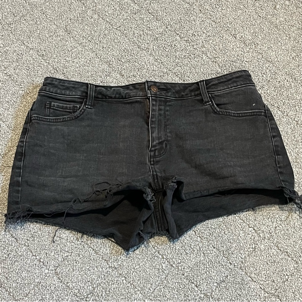 Arizona Jean Shorts Womens Size 13 Black Distressed Cut Off Denim Stretch